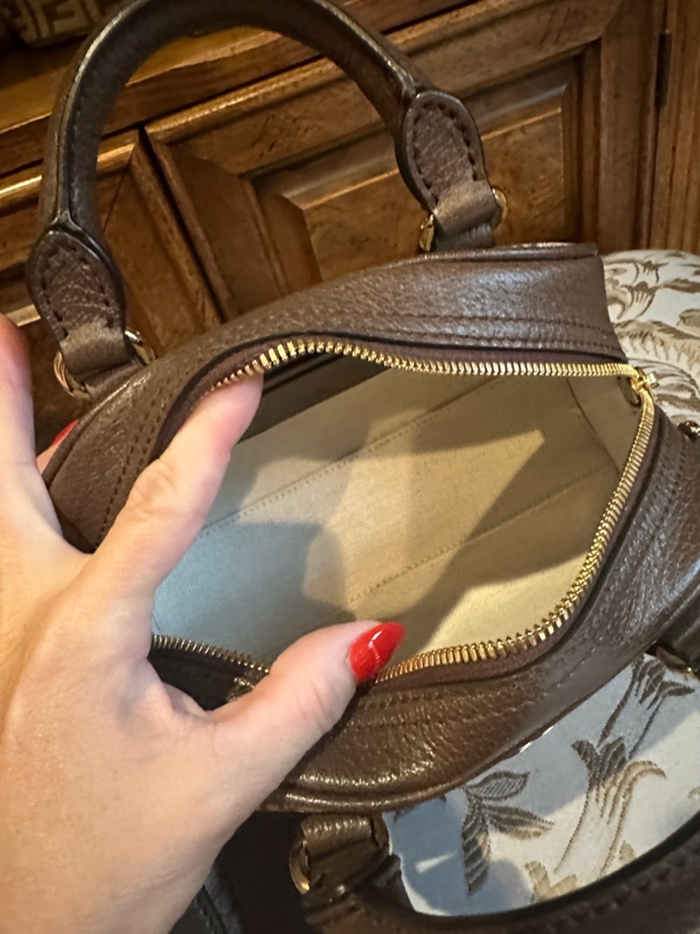 Gucci Beige GG Supreme Mini Top Handle Bag with Green-Red Stripe - Picture 6 of 8